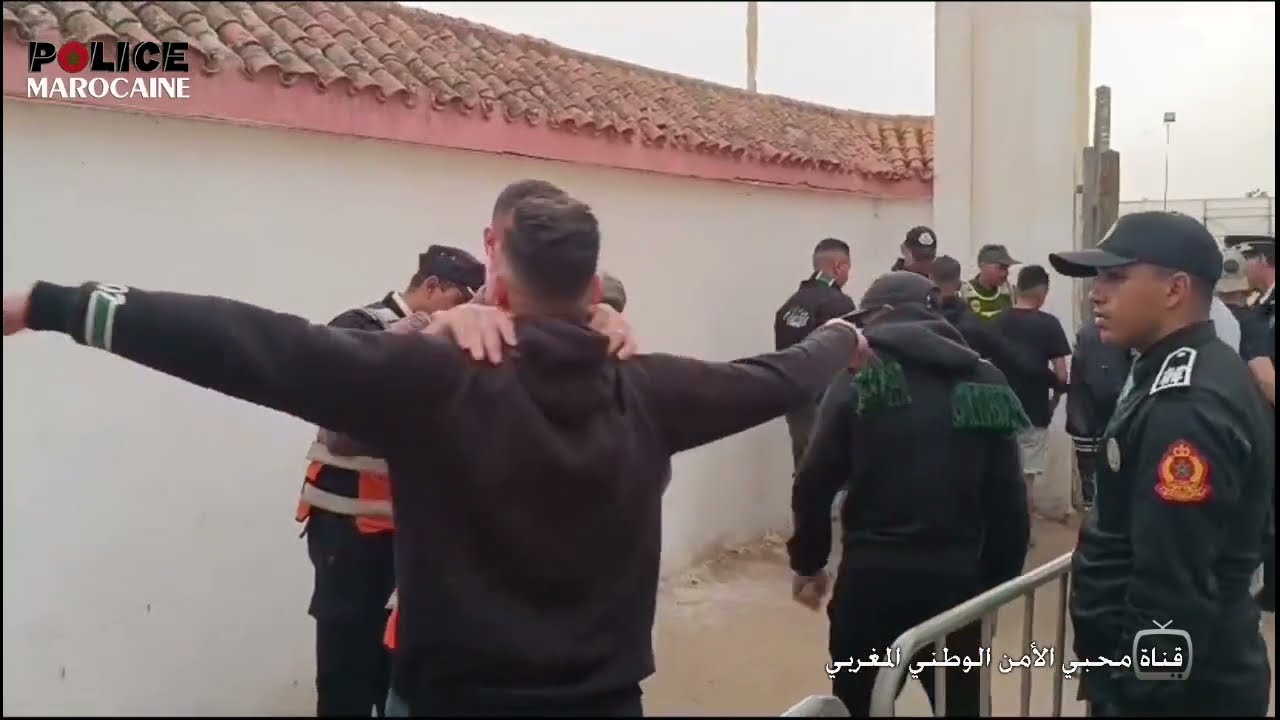 مكناس/مجهودات رجال الامن الوطني للحفاظ علي النظام العام  بملعب البشير المحمدية(POLICE-MAROC)