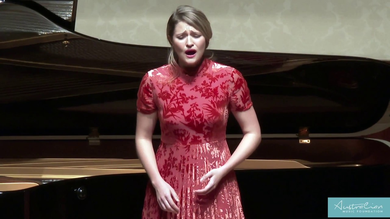 Samantha Clarke Soprano- ‘Glück das mir verblieb’ Marietta’s Lied from Die Tote Stadt