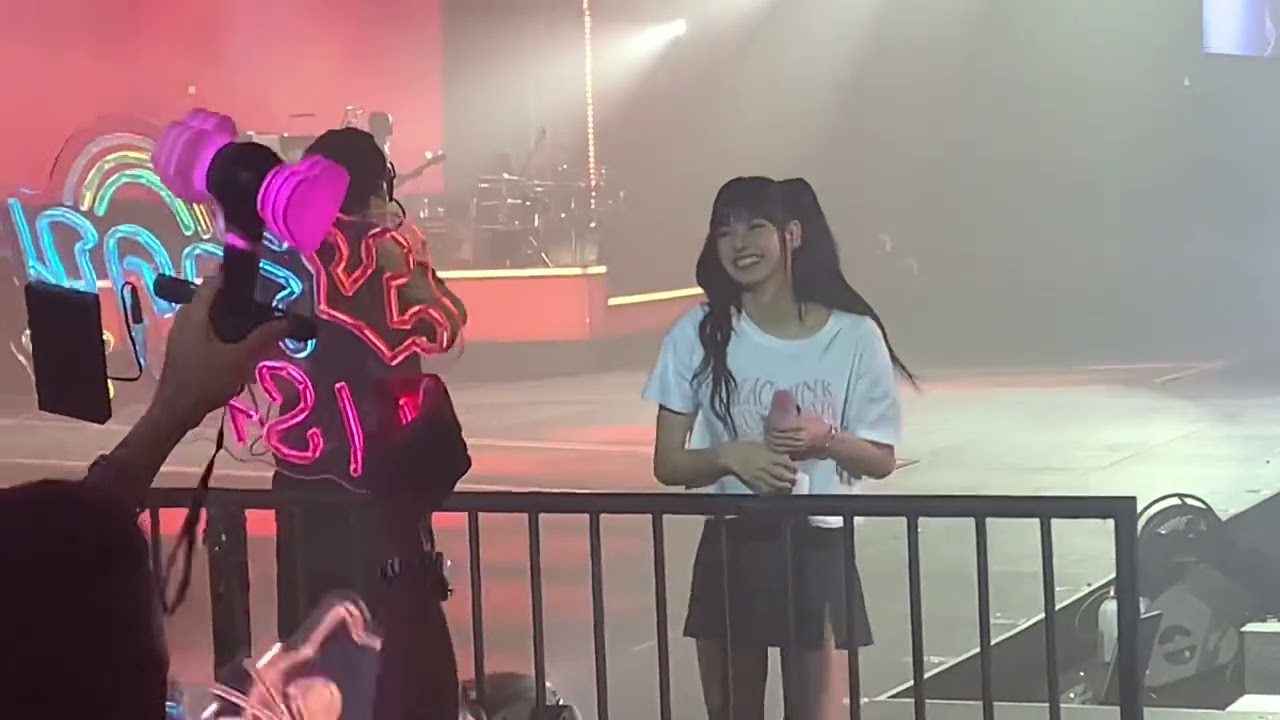 [ENCORE]超近Jisoo & Lisa好可愛🥰 | BLACK PINK 演唱會2023|BORN PINK WORLD 香港站 DAY2|