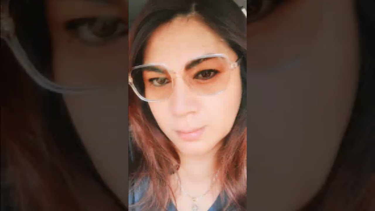 Stylish woman with unique frames: A captivating close-up#eyewearfashion #stylishframes