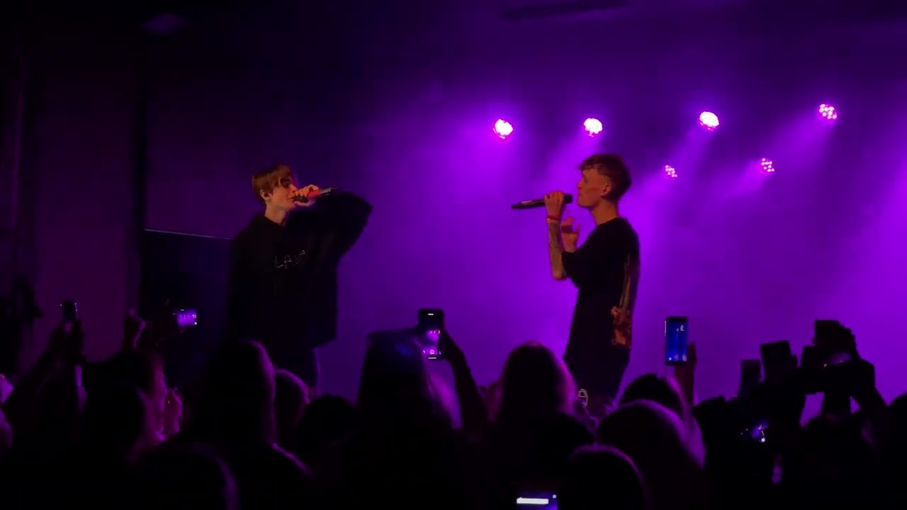 Bars & Melody - Allergic To The Sun + Lighthouse + Waiting For The Sun (Lighthouse Tour) - 5. Nov 19