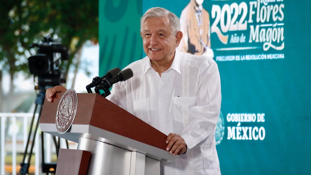 Administraci&oacute;n de Marina en puerto de Manzanillo garantiza seguridad. Conferencia presidente AMLO