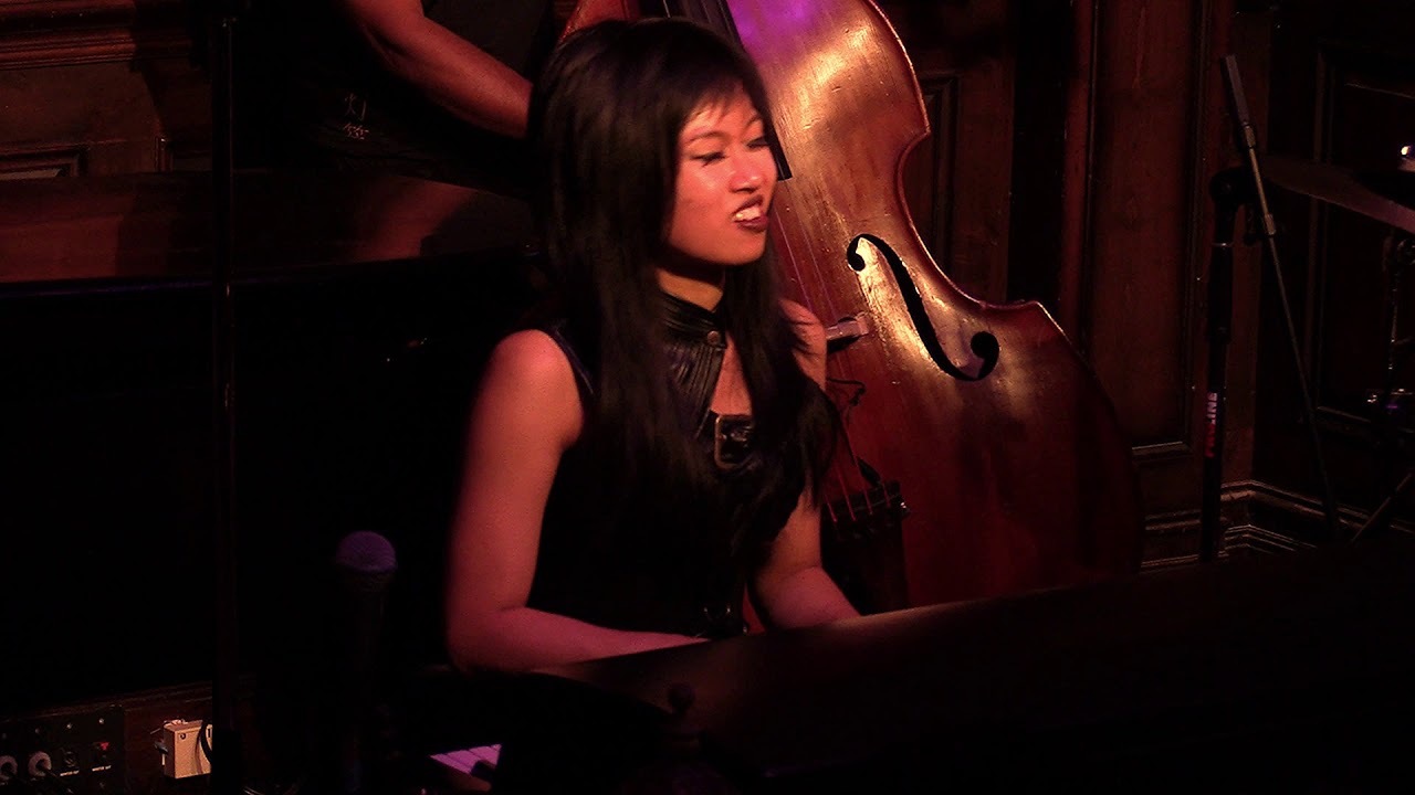 Connie Han - Grüvy