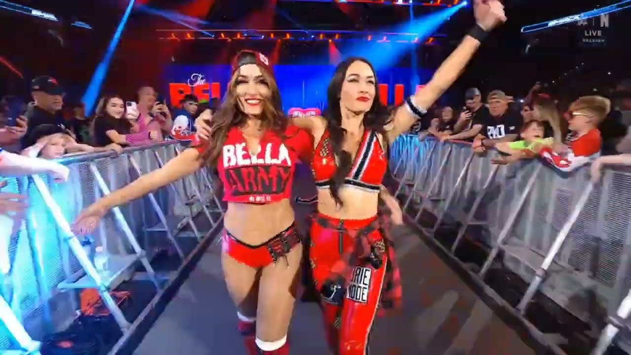 BRIE BELLA & NIKKI BELLA VS LASH LEGEND & NIA JAX | WWE SMACKDOWN PART 1 