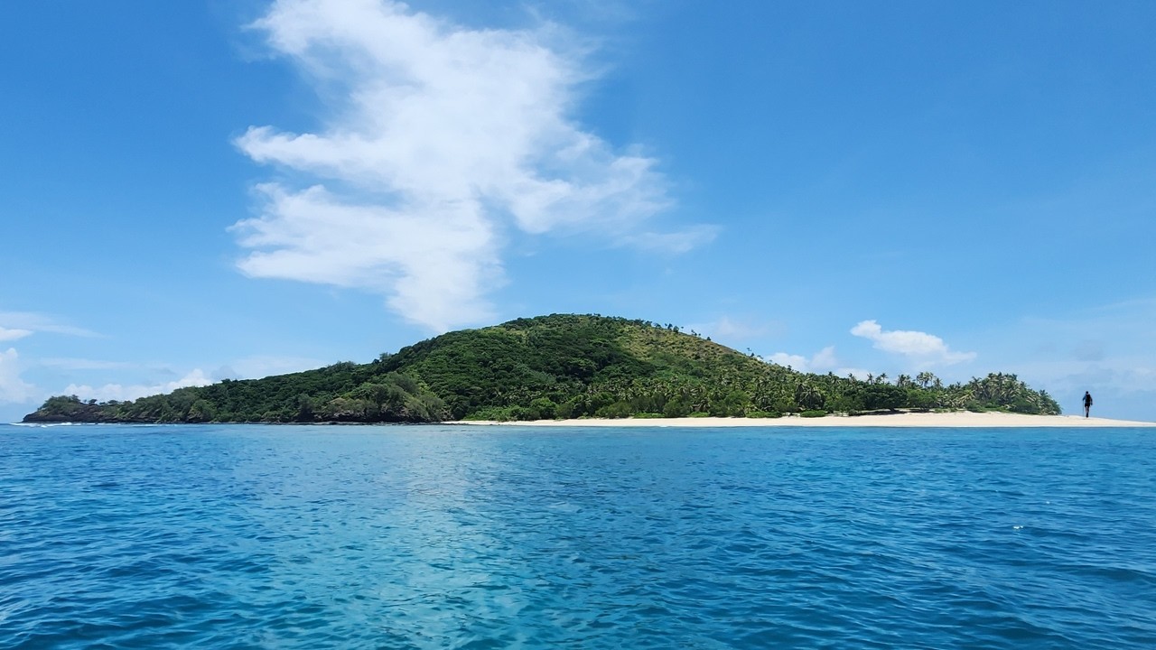 Ultra Island - Can I Run an Ultramarathon on this uninhabited Tiny Pacific Island near Fiji?