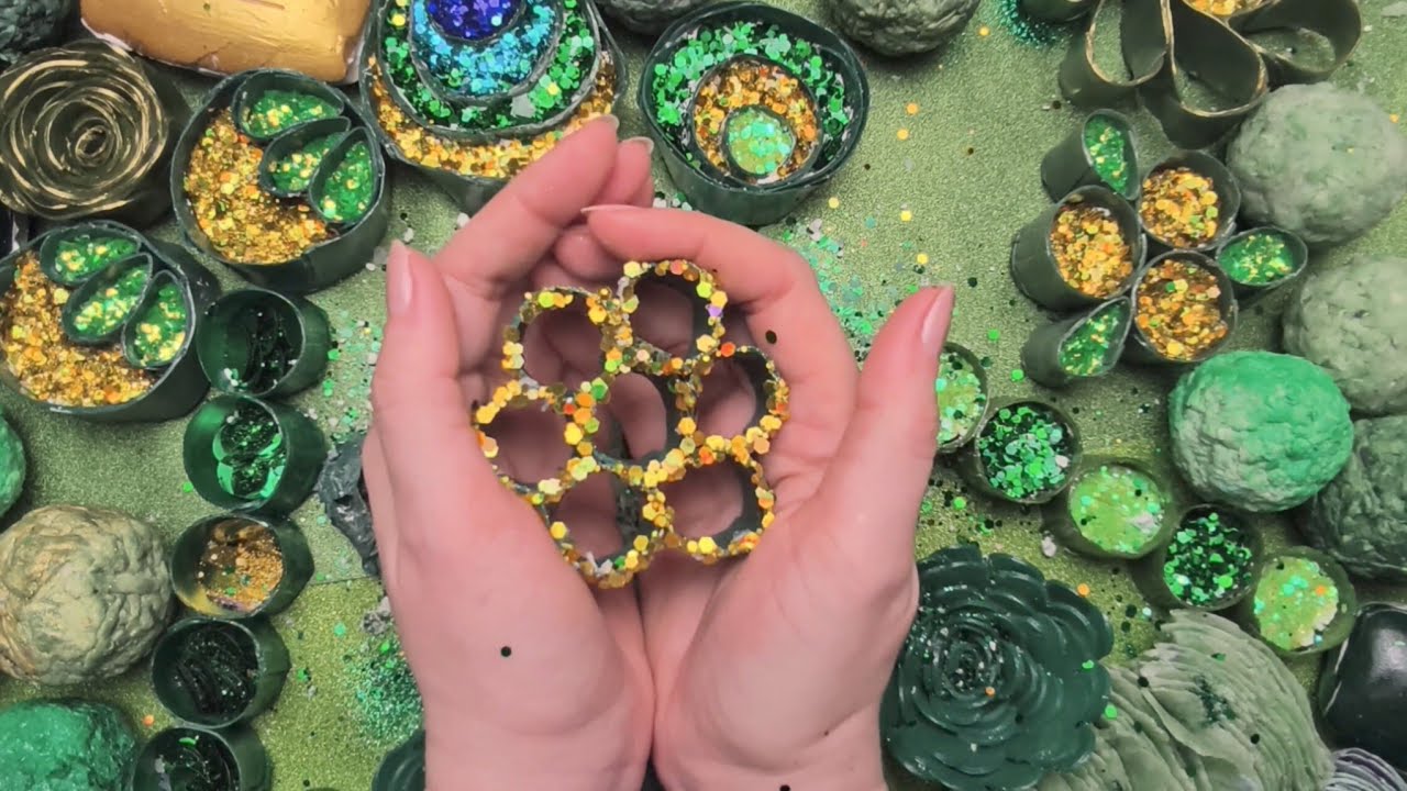 💚Crunchy Green Glitter Soap ASMR 💚 Satisfying Soap Crushing and Cracking Sounds💥
