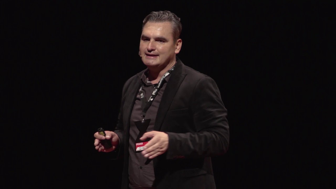 Fabricando sueños | IVAN BAUTISTA | TEDxGuadalajara
