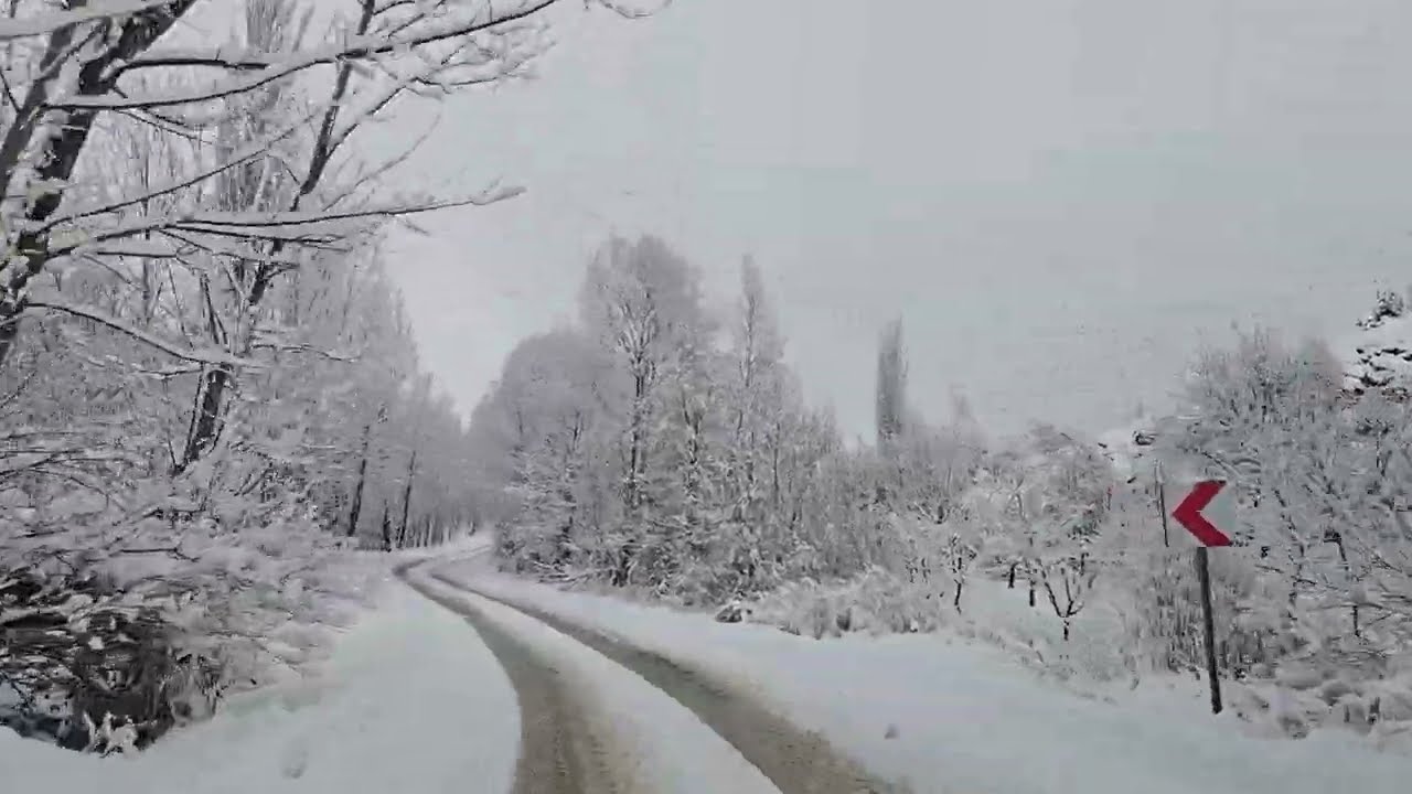 KARLI KÖY YOLU