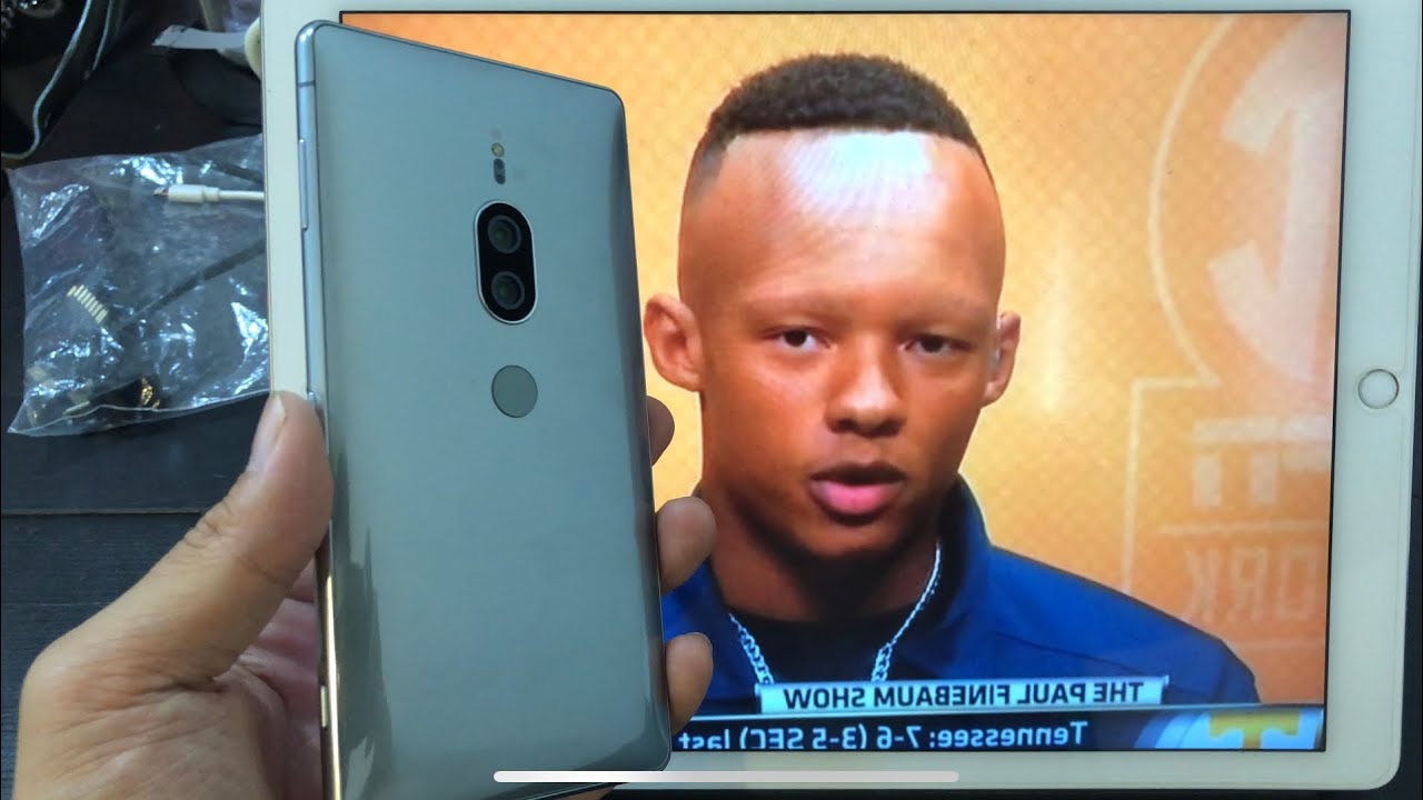 Sony Xperia XZ2 Premium Low Light Test Vs Huawei P20 And iPhone X