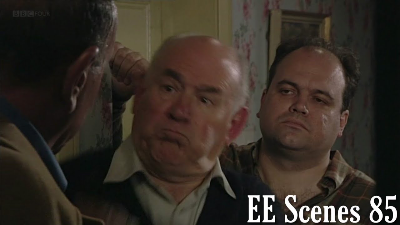 EastEnders - Roy Evans Punches Frank Butcher (2nd November 2000)