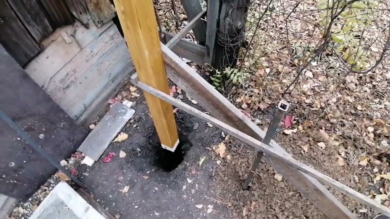 Как правильно установить Деревянные столбы для забора!?