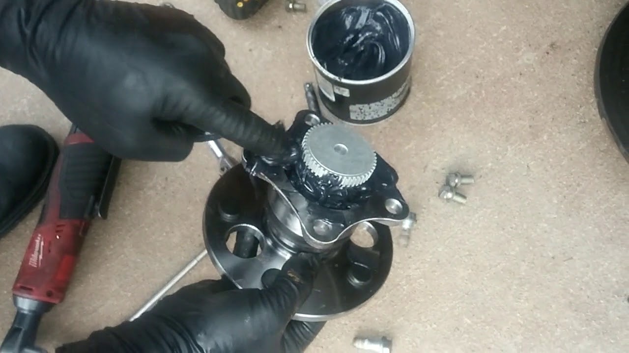 Lexus ES300 Rear Wheel Hub Bearing Replacement