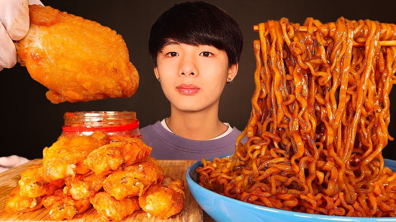 ASMR SPICY FIRE BLACK BEAN NOODLE + CHICKEN WINGS 🍗 (Eating Sound) | MAR ASMR