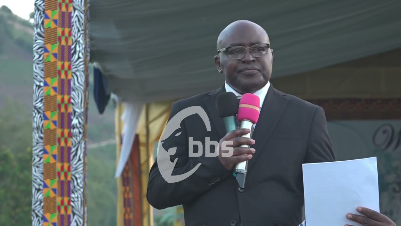 Omusinga ayanjudde abaana be abantu nebabugaana essannyu