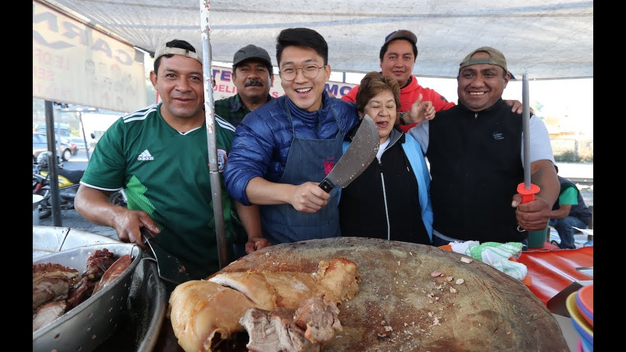 SIENDO VENDEDOR DE TACOS POR UN DÍA