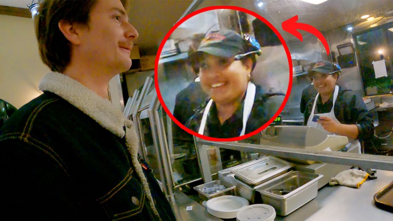 Guy Orders In AMAZING Mexican Spanish, Shocks Staff