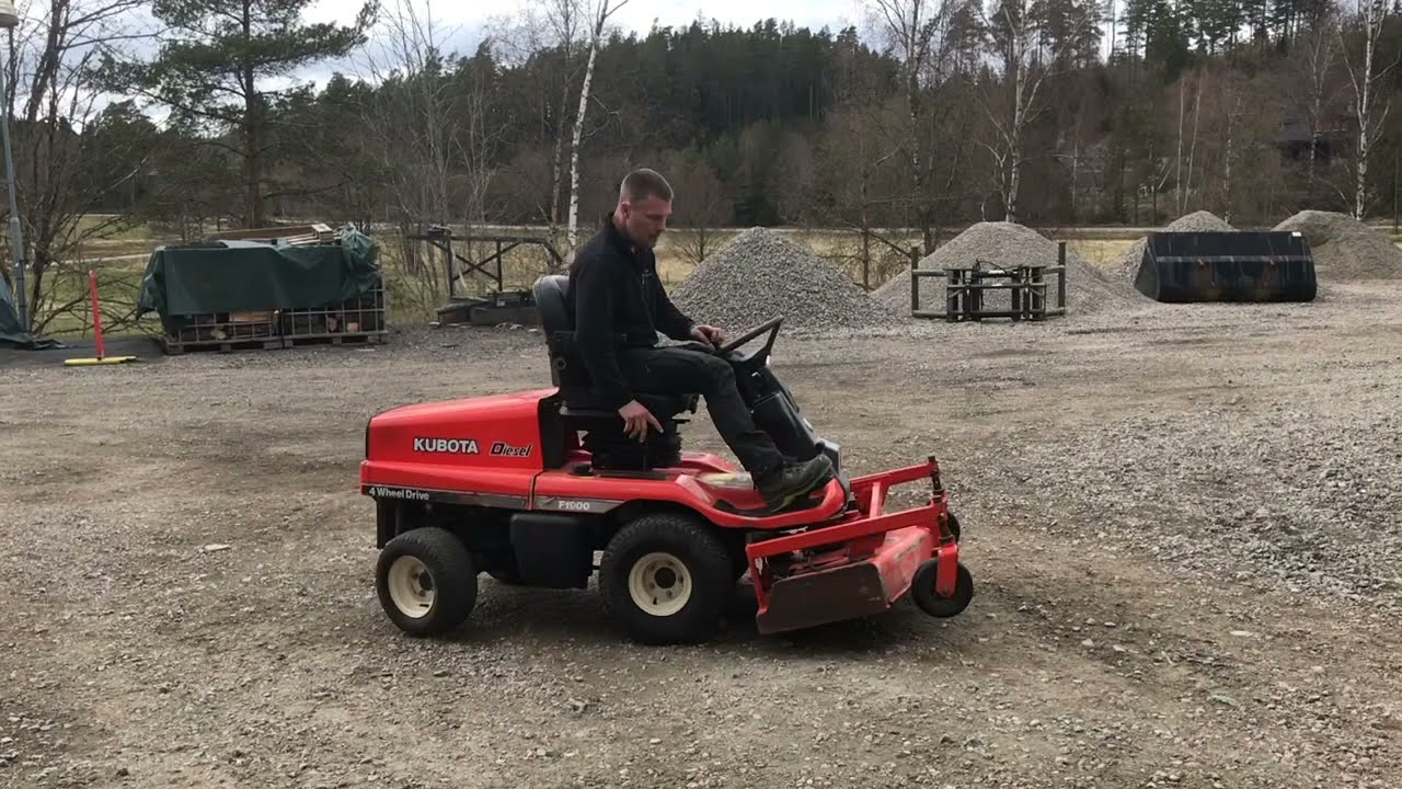 Köp Åkgräsklippare Kubota F1900 4 Wheel Drive på Klaravik