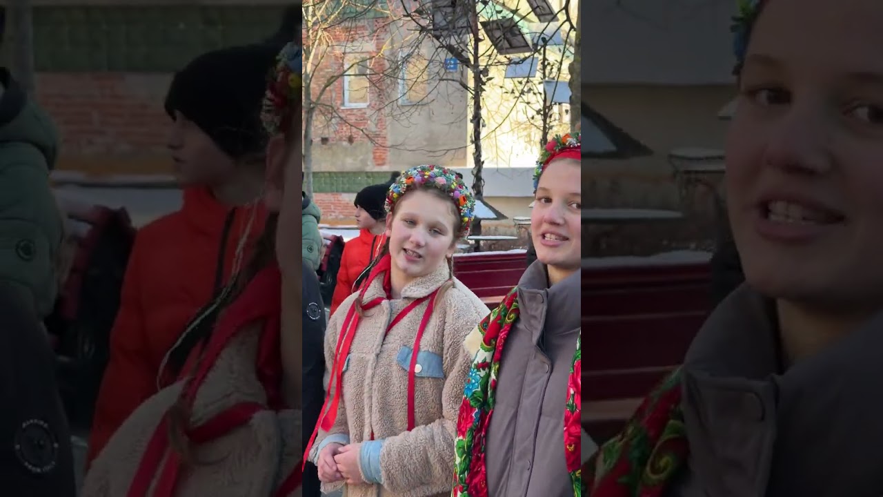 В саду гуляла 