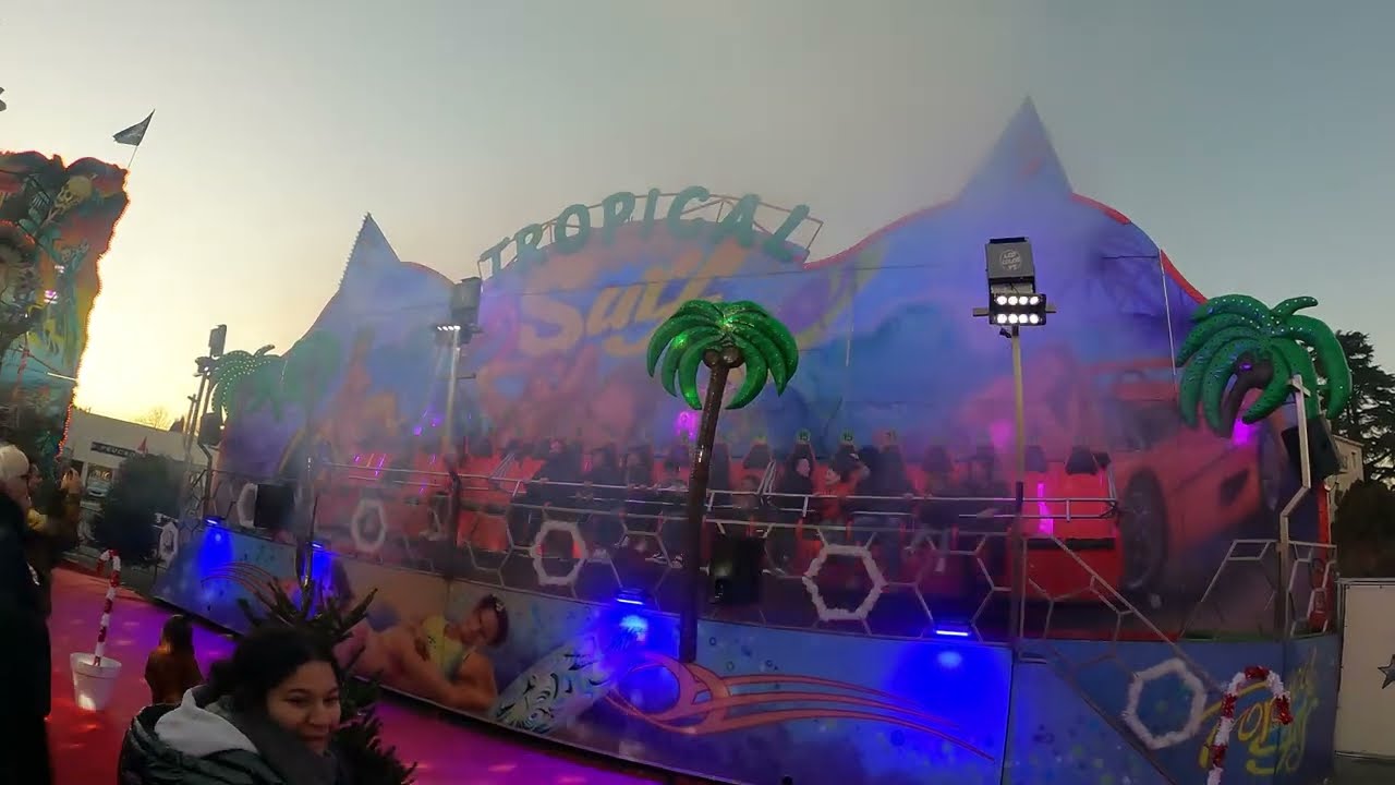 Tropical Surf (Offride) - Village de Noël Pont-Saint-Esprit 2024