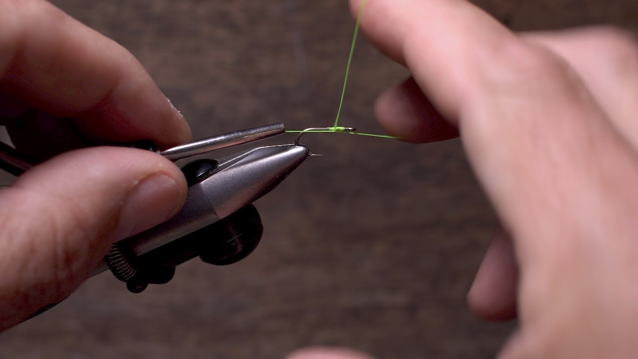 Как вручную выполнить взбитую отделку