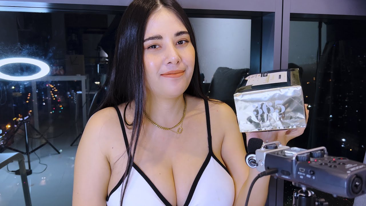 ASMR fast,Tapping + whisper with aggressive mouth sounds