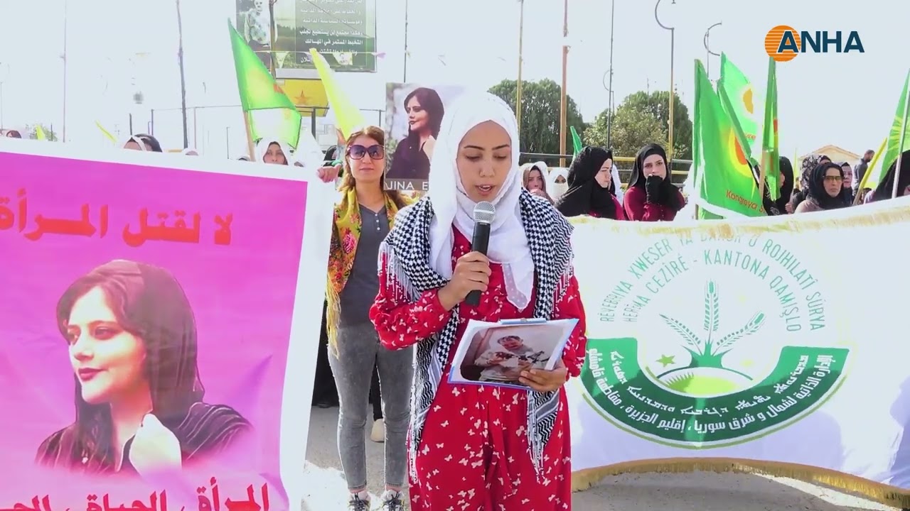 ​​​​​​​النساء في تل براك خلال مظاهرة: لننتفض في وجه سياسات الإبادة