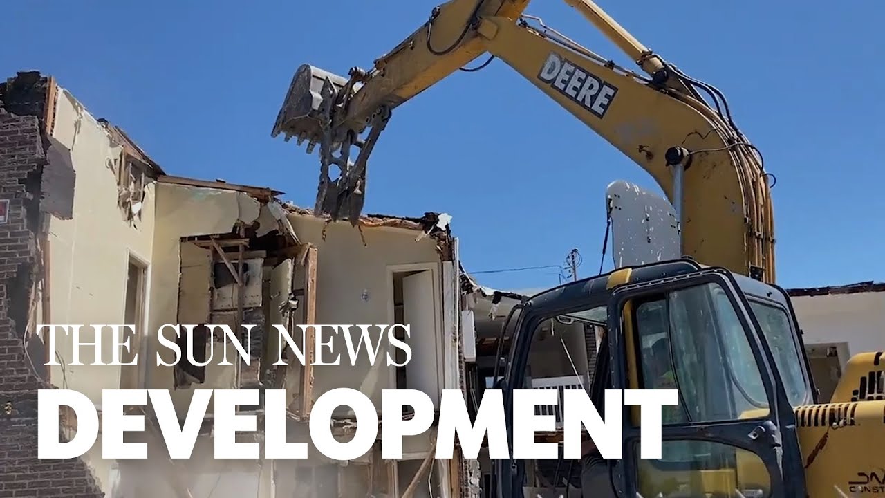 Watch As One Of Myrtle Beach's Historic Motels Is Demolished
