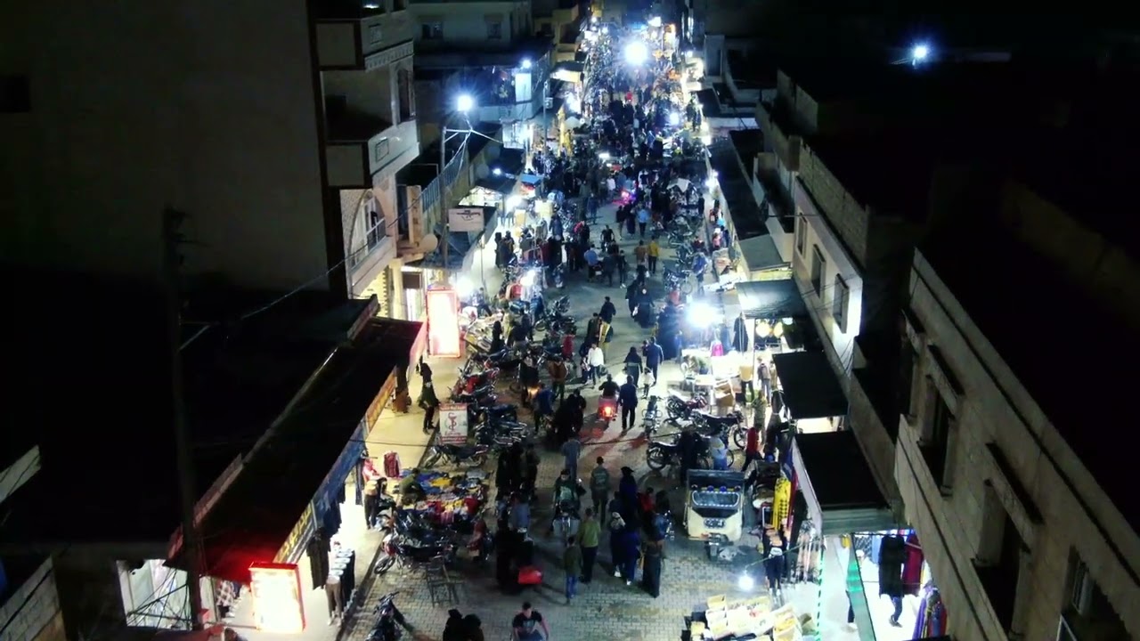 عيد فطر مبارك أعاده الله علينا وعليكم بالخير واليمن والبركات