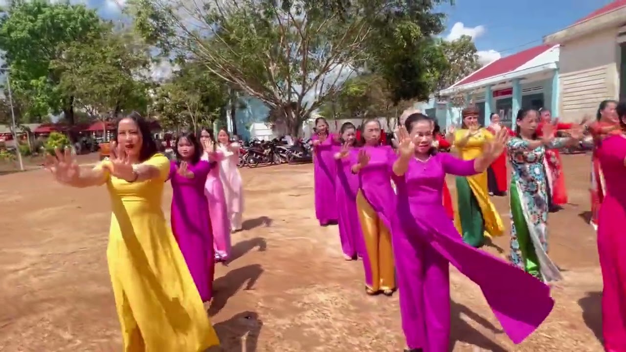 DÂN VŨ : ĐẾN VỚI CON NGƯỜI VIỆT NAM TÔI.