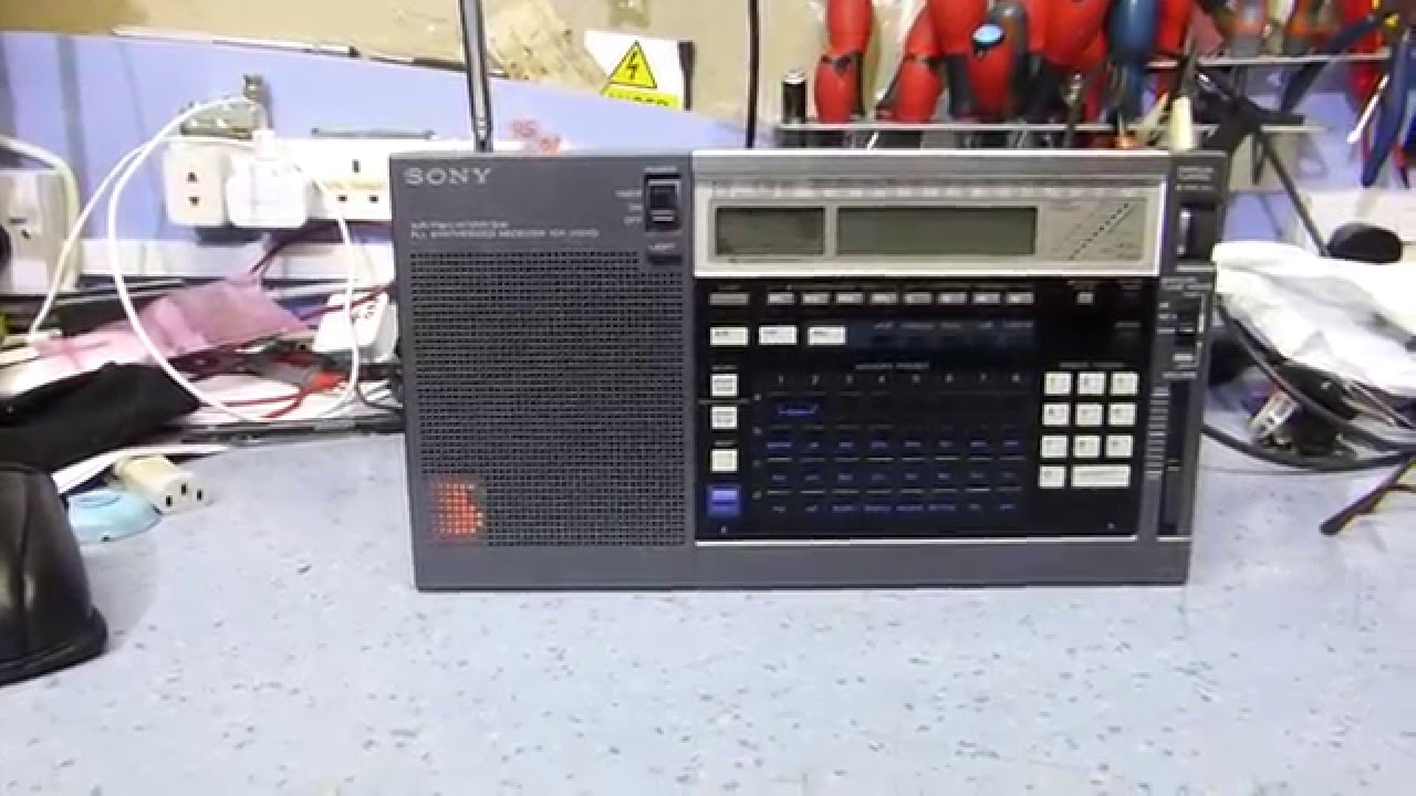 Sony ICF-2001D