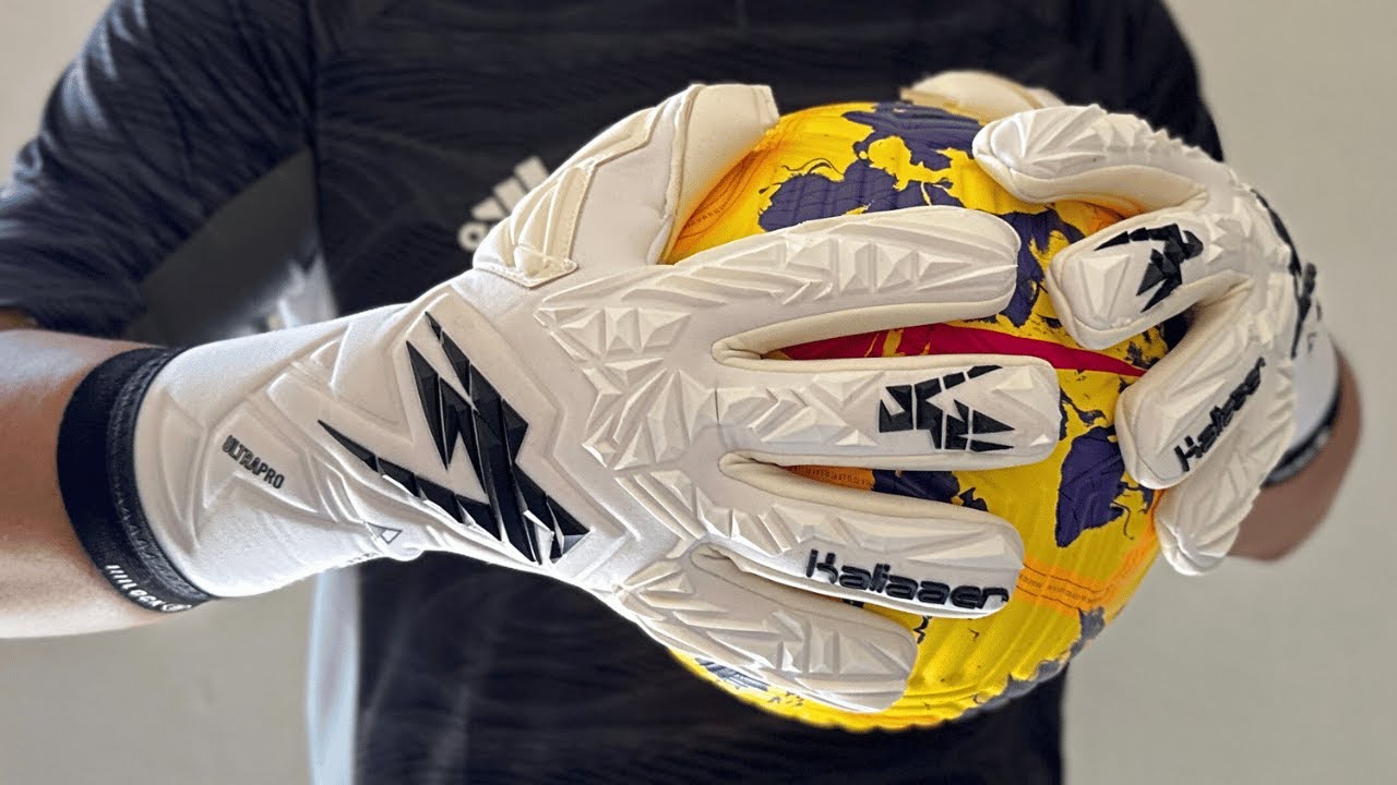 Kaliaaer ULTRA PRO X ICONIC Goalkeeper Gloves