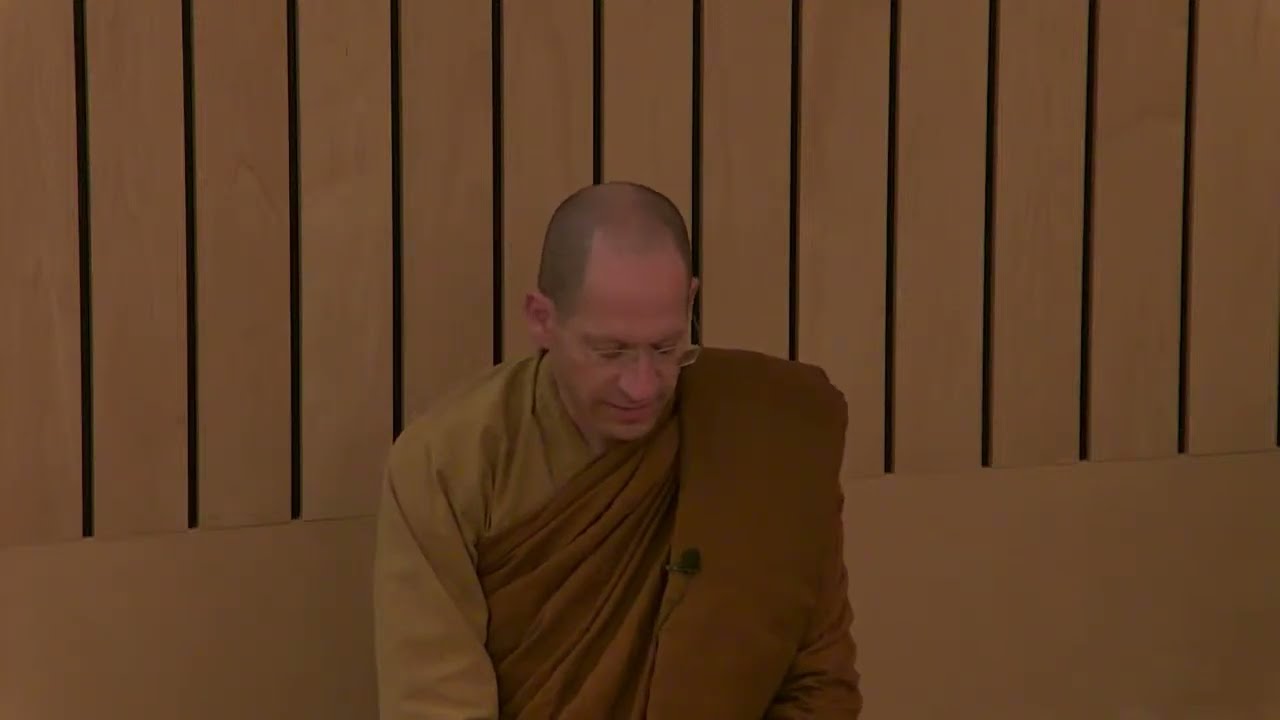 Aware of Experience Each Moment | Ajahn Cunda
