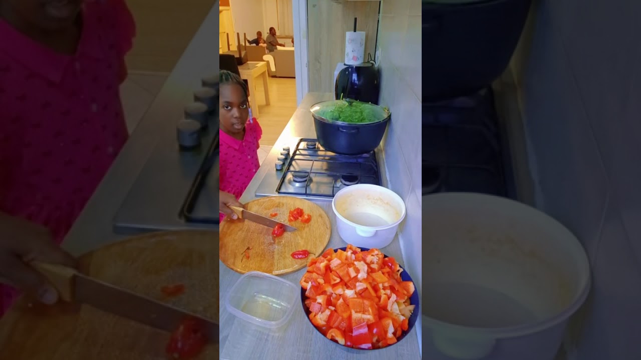 trying to figure out what to cook #OBFAMILY #dailyvlog #viralvideo 
