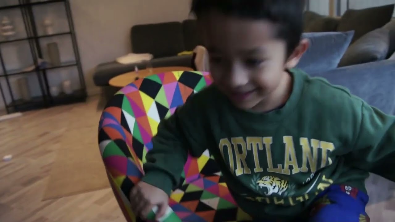 Milians första video