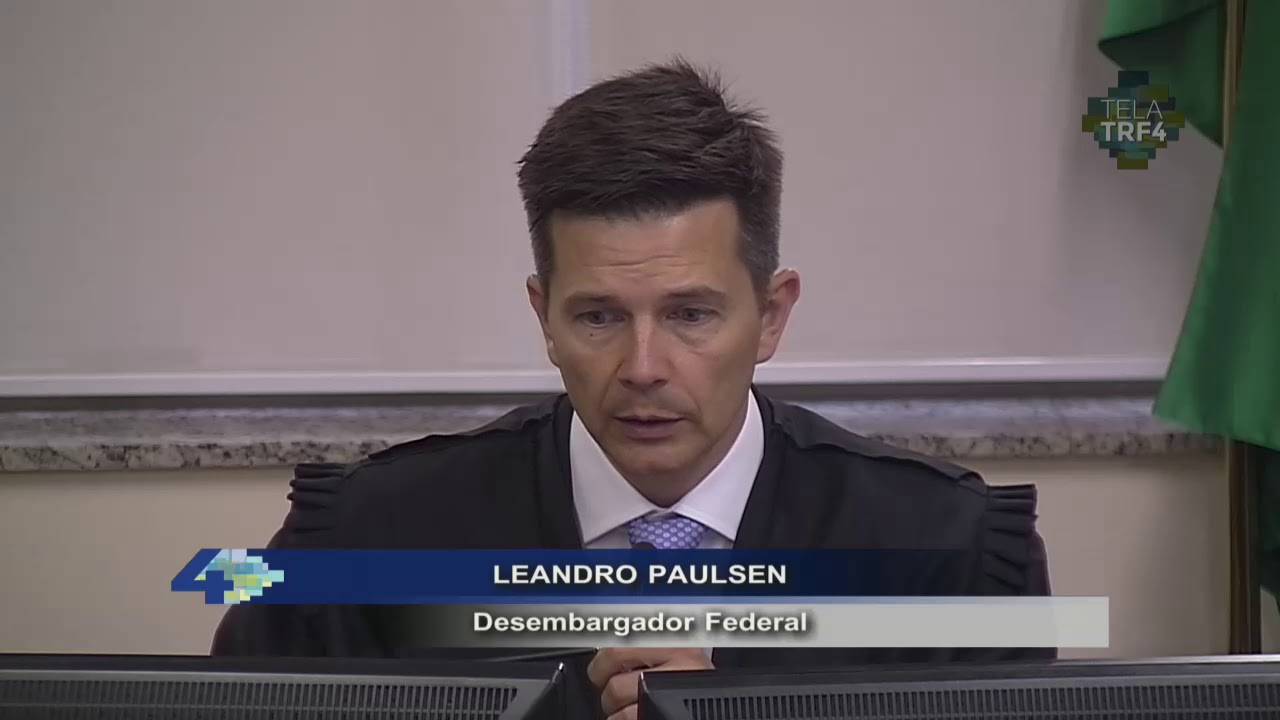 Decisão da sentença do julgamento de Lula no TRF4