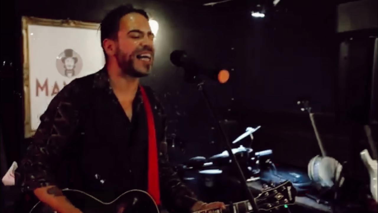 Simone Costa - Julien live @Mamely Sanremo