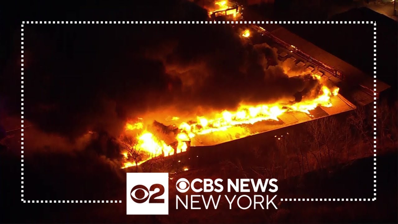 Massive warehouse fire burning in Elizabeth, New Jersey