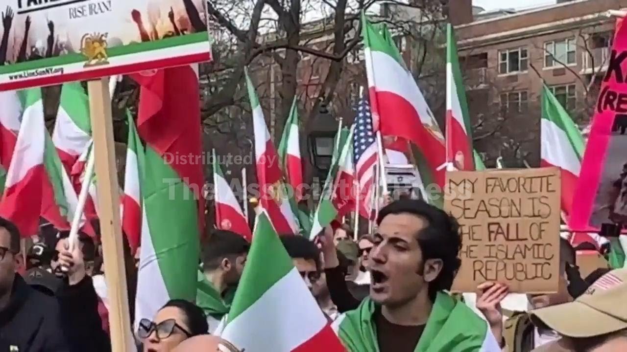 Demonstrators in New York show support for US-Israeli war in Iran, chant 'Trump, Bibi, thank you'