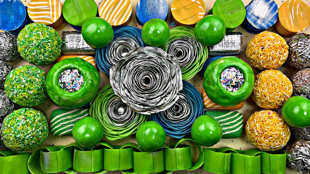Crushing soap roses 🤍clay cracking 💚soap balls 🤍soap boxes with glitter 💚