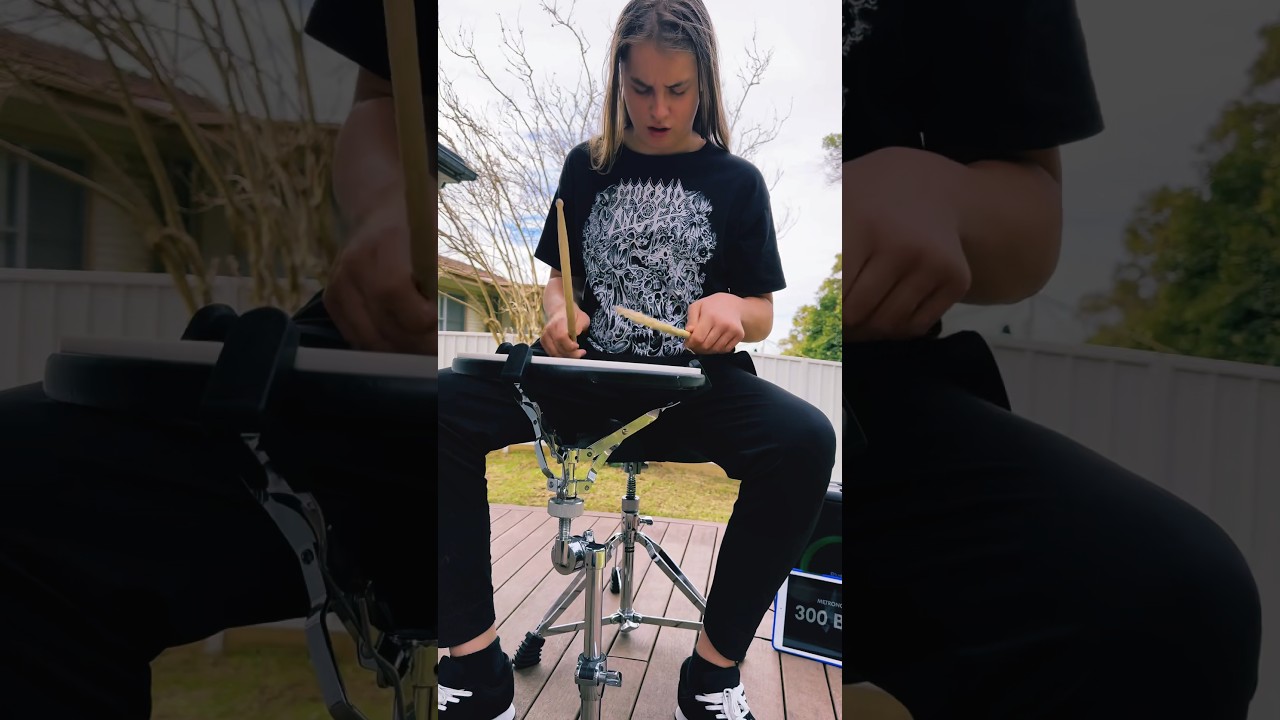 300 BPM SINGLE STROKE PRACTICE #shorts #drums #practice #male