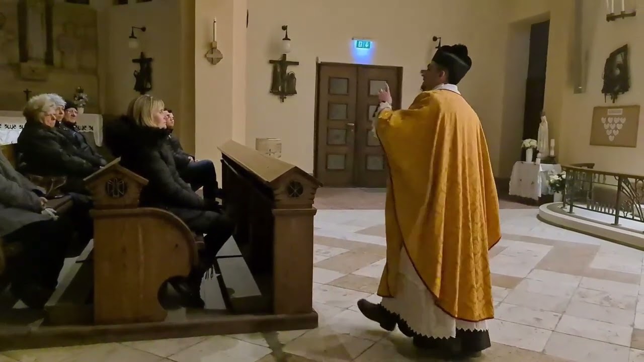 Egy évben egyszer... Éjféli szentmise, 2022. Salgótarján, Szent József templom.