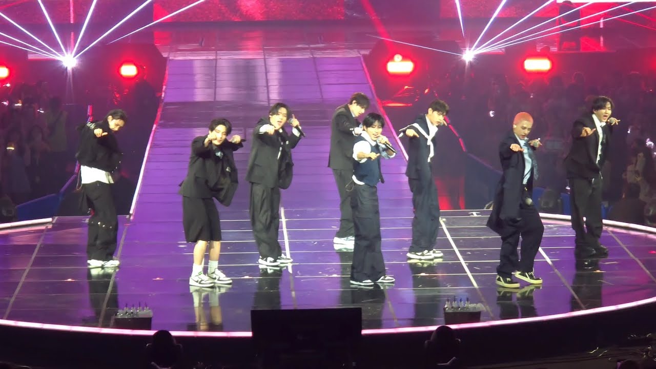 (📱) 250214 스트레이키즈 팬미팅 5'CLOCK BOUNCE BACK