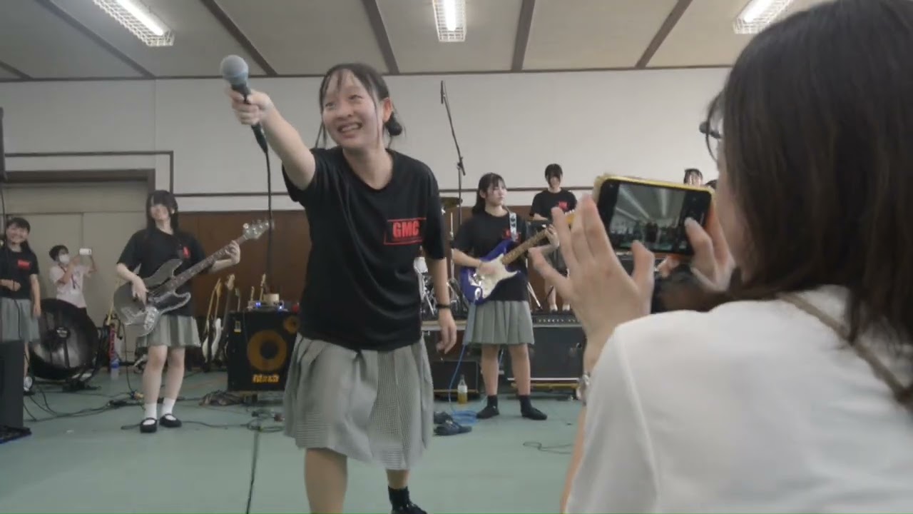 ゴールデンボンバー　『 女々しくて 』　－文化祭2025－