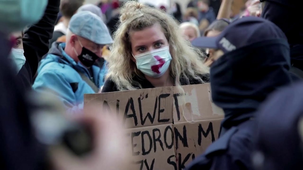 Poles protest abortion ban