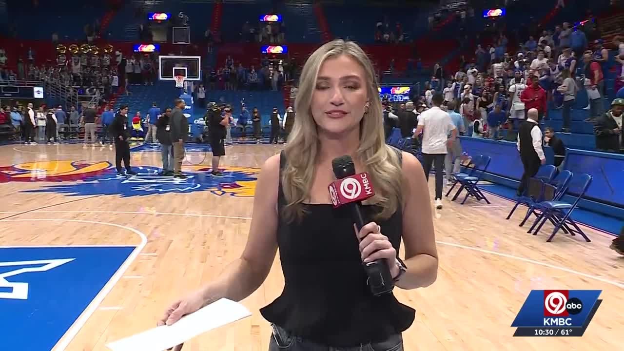 Kansas upsets No. 1 Arizona 82-78 for first-ever home win over top-ranked team