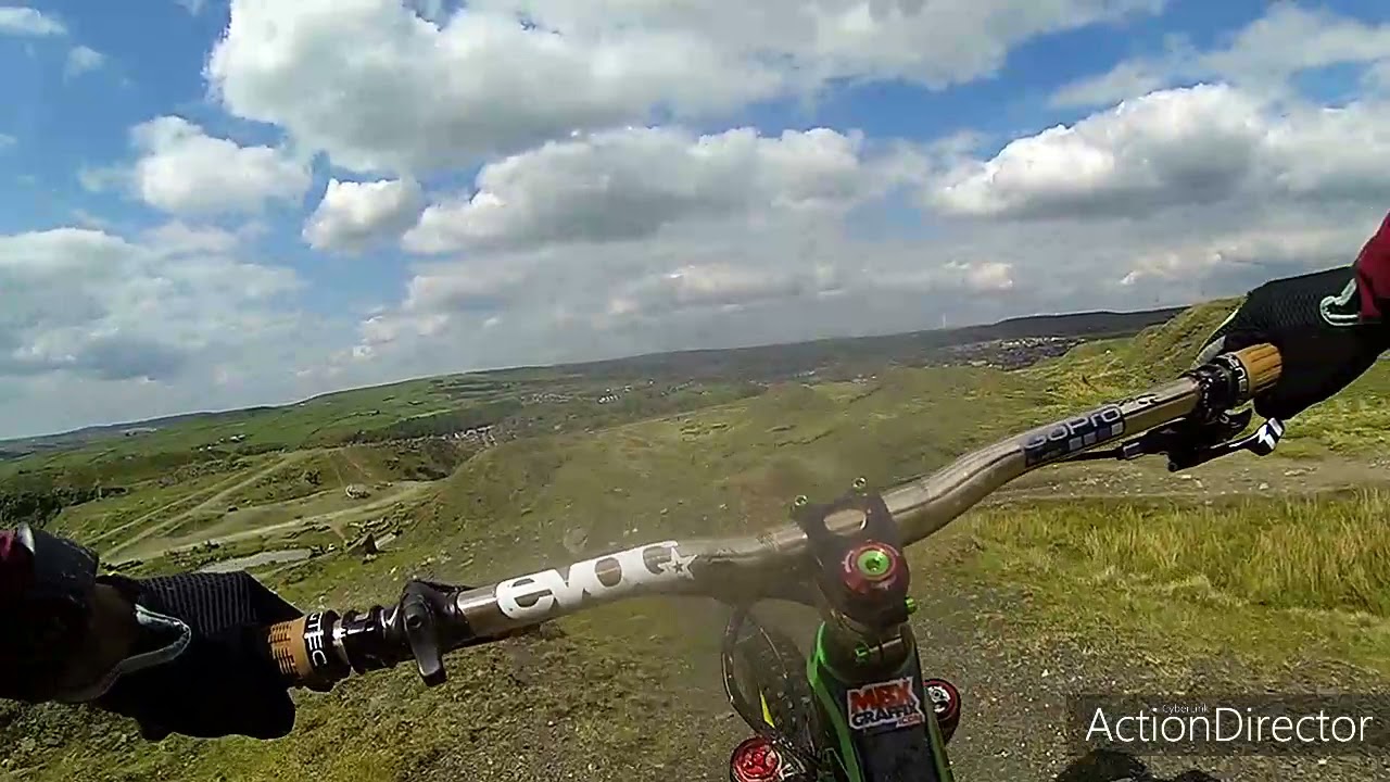LEE QUARRY  MOUNTAIN BIKE TRAILS  / BACUP