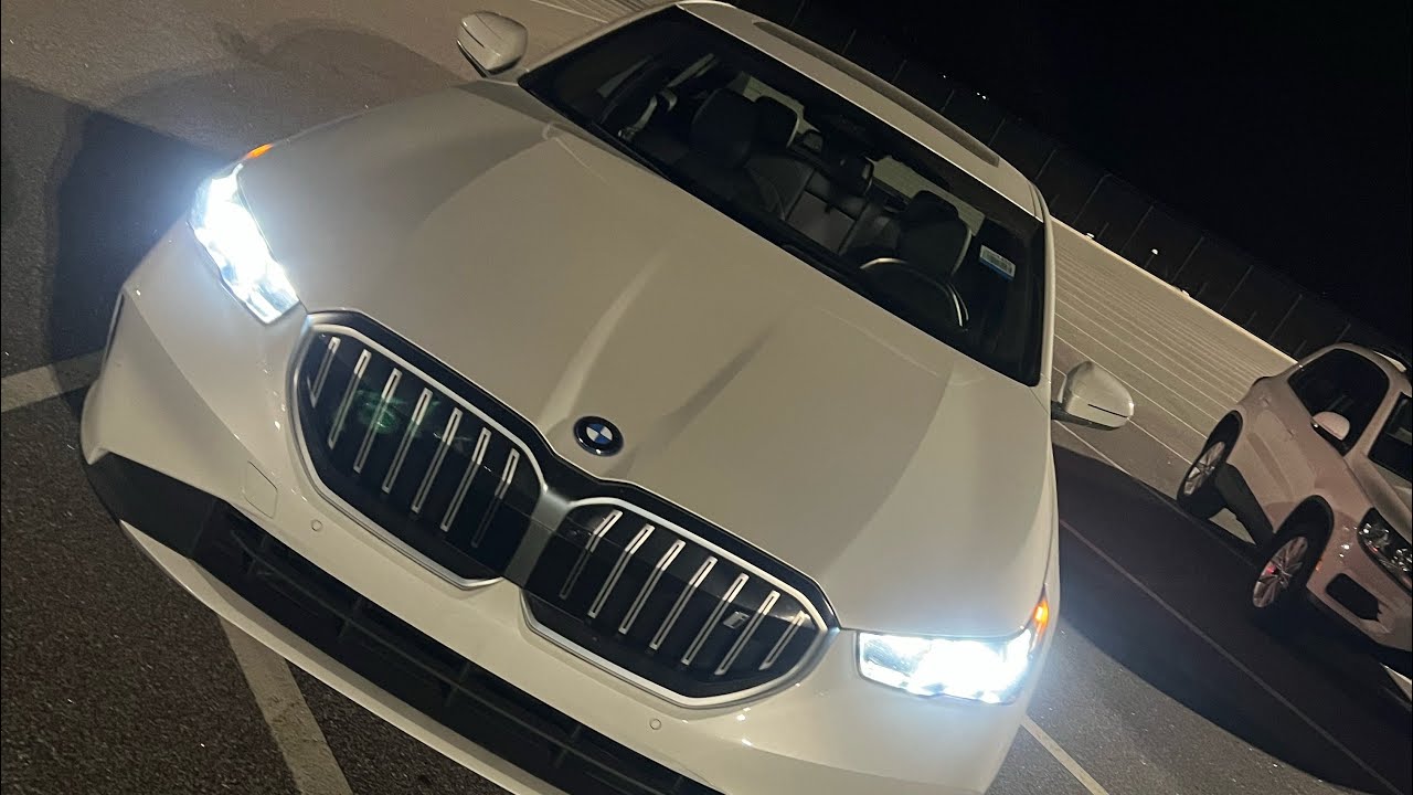 Let’s tour the 2025 BMW i5 eDrive40, is it enough to make you switch to electric?