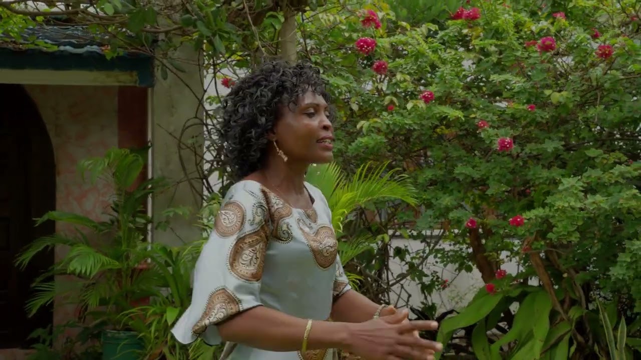 @Annah-Kazungu - Umenibeba (Music Video)