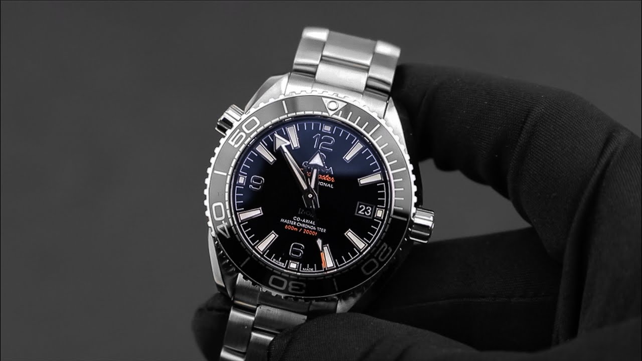Omega Seamaster Planet Ocean 39,5mm Black 215.30.40.20.01.001 Unboxing + Macro