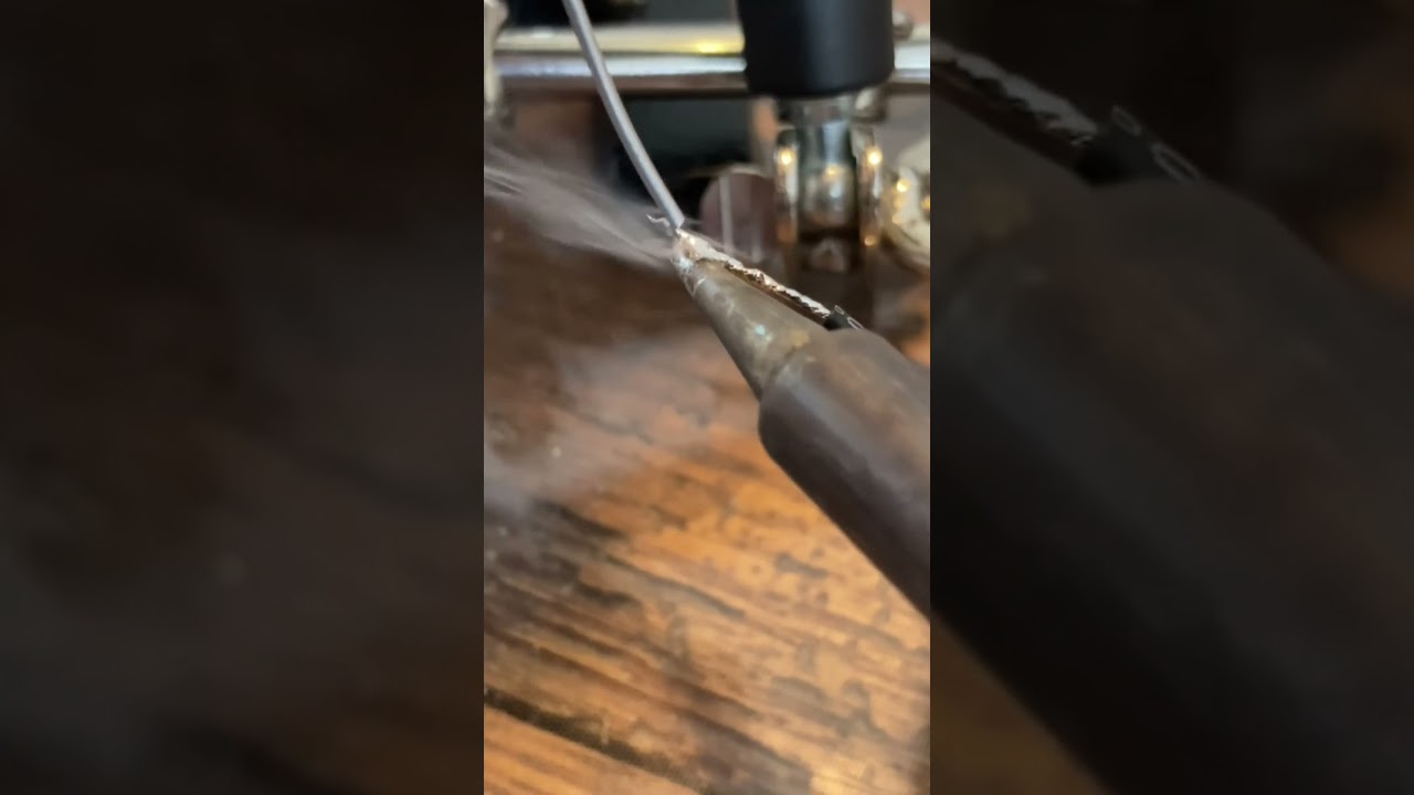 Tinning Wires the RIGHT WAY For BEGINNERS #SHORTS